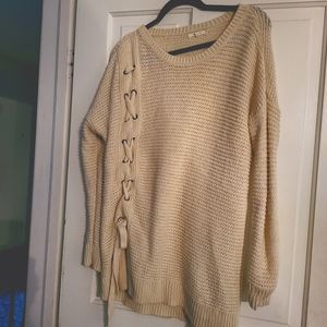 Maurices sweater